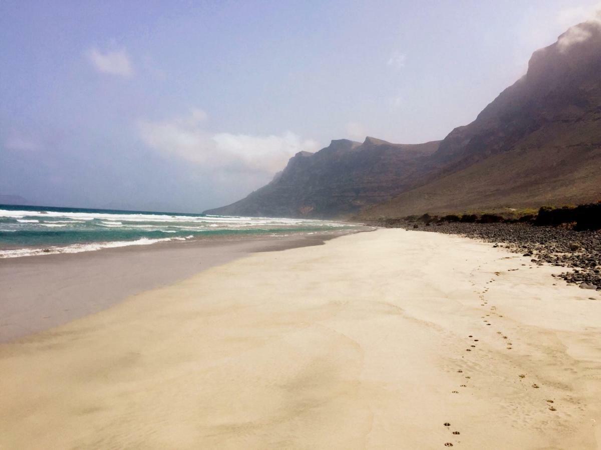 Fcg20, Famara Beach Esterno foto